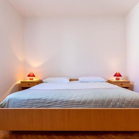 Apartments And Room Pergola Rovinj Exterior foto